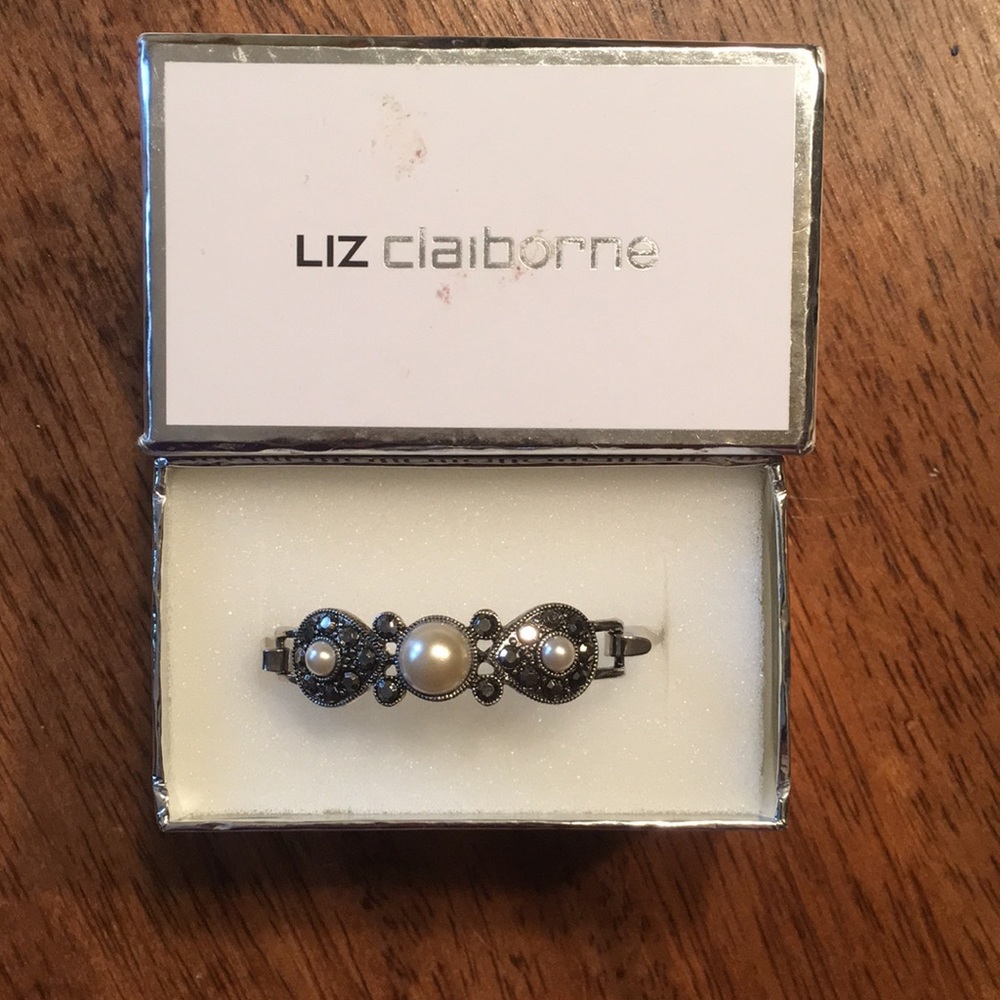 ❄️ Liz Claiborne bracelet